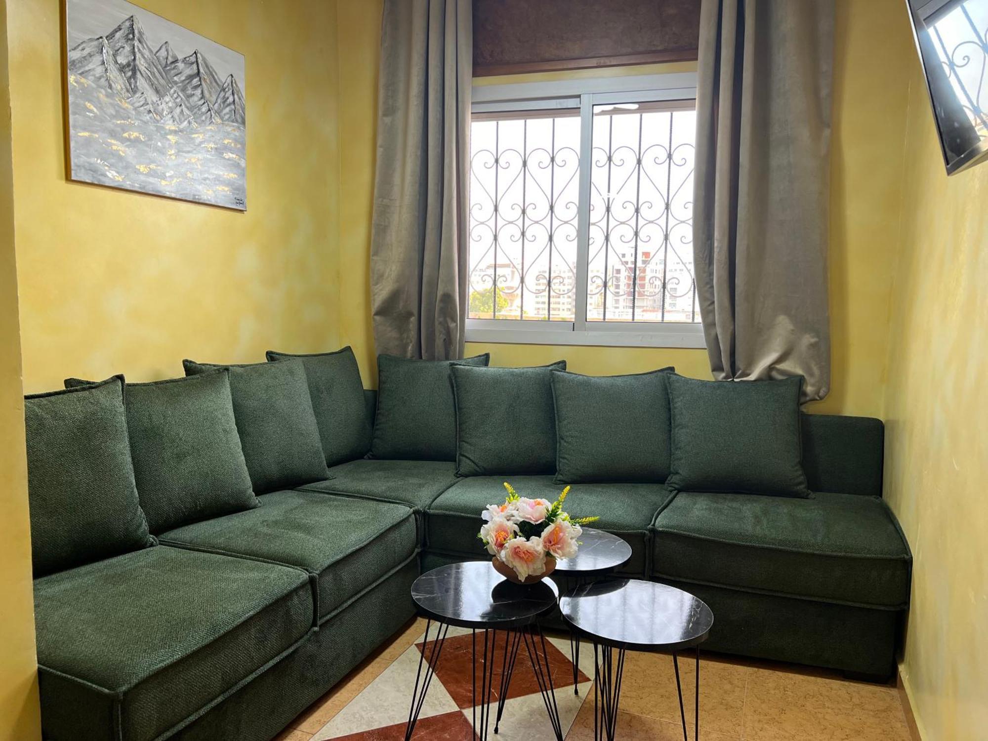 Center Panoramic View Terrace